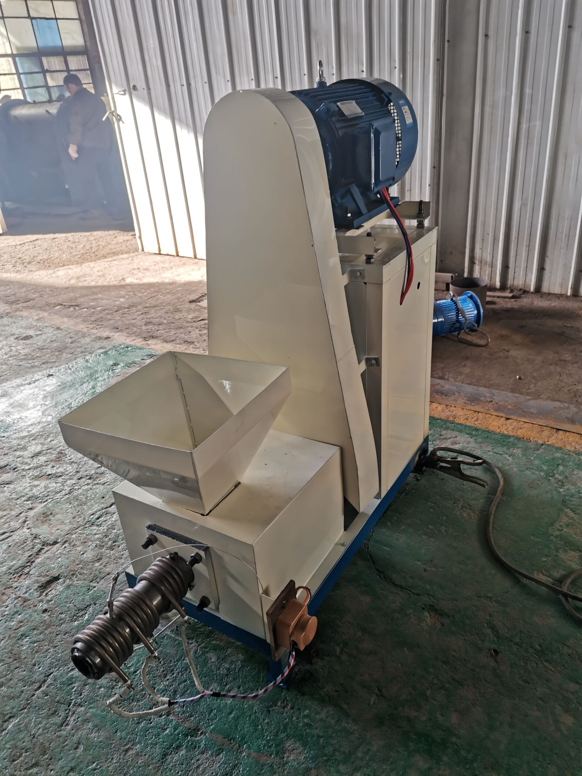 Simple And Reliable Biomass Charcoal Screw Press Briquette Machine