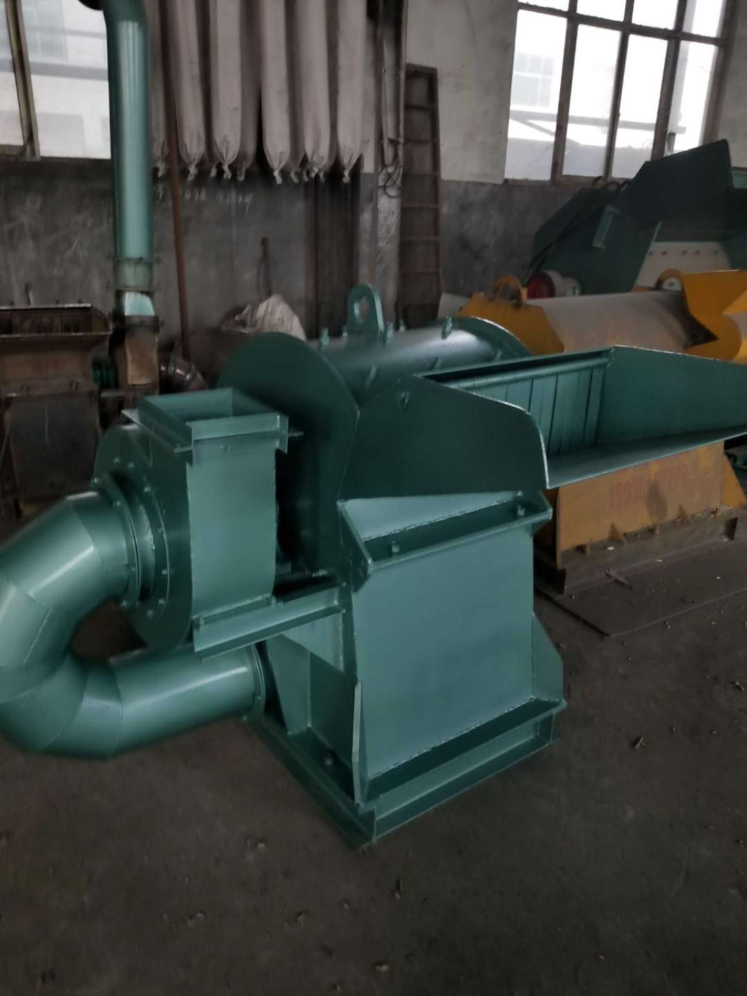 Biomass shaving mill machine