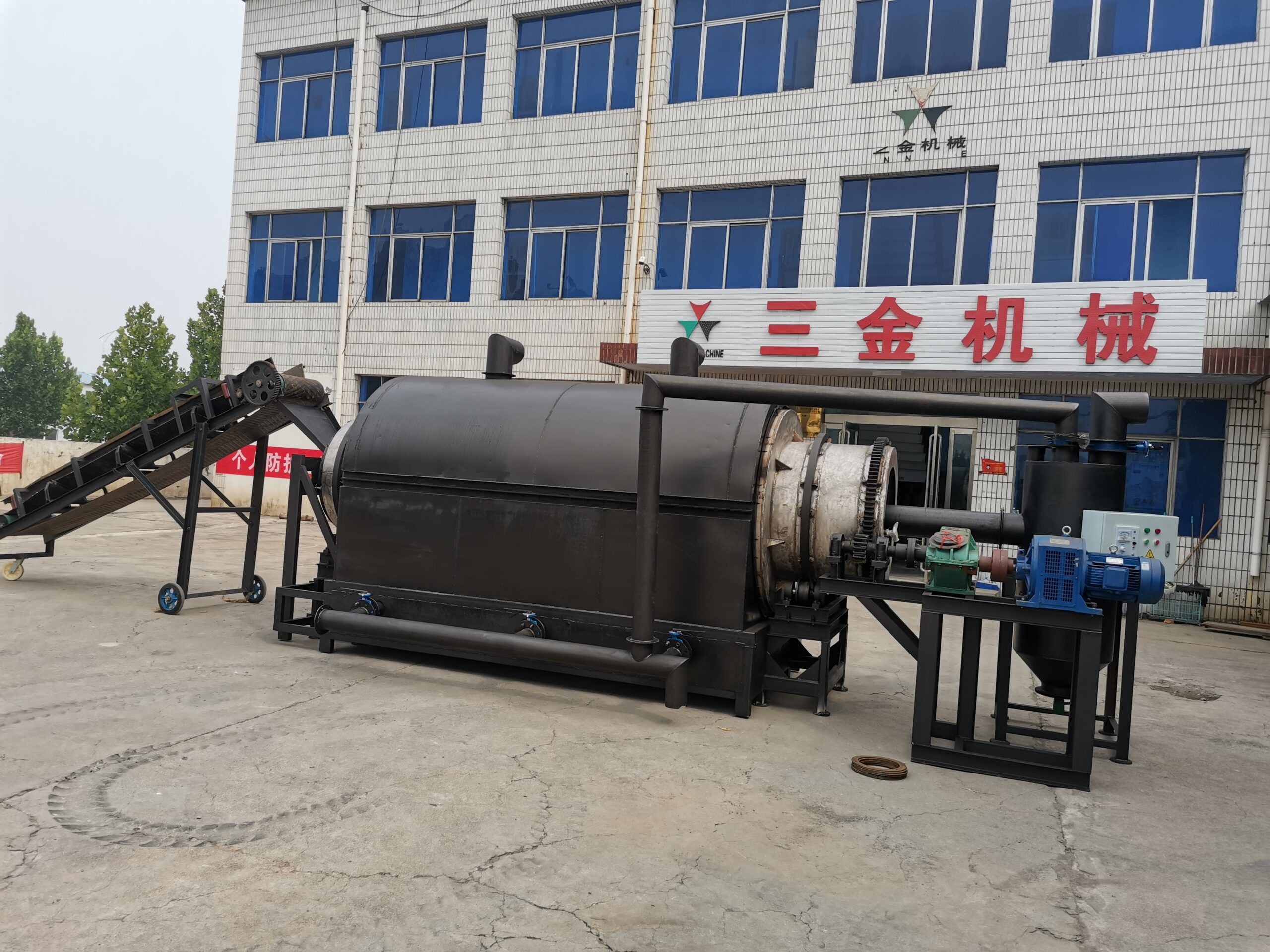 rotary sawdust biomass carbonization furnace c